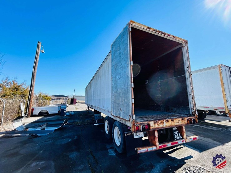 2001-utility-53-ft-image-7