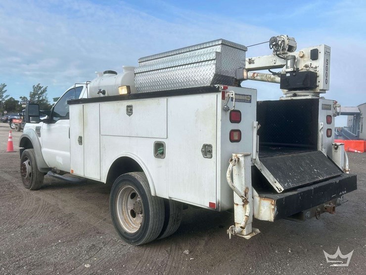 2009-ford-f450-image-4