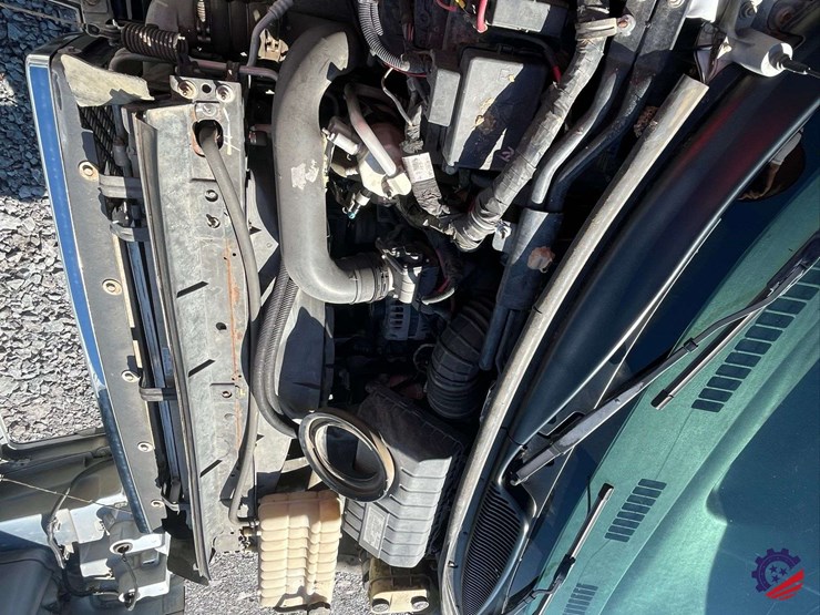 2007-gmc-c5500-flatbed-truck-image-47