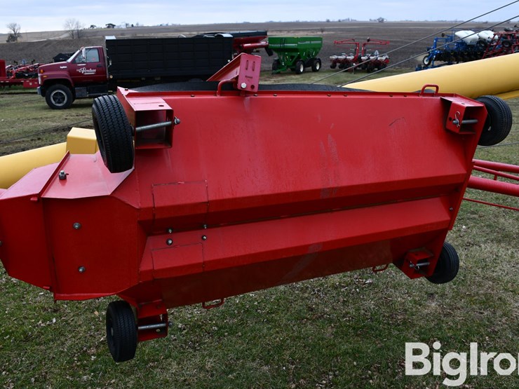 westfiled-mk-100-61-swing-away-auger-image-12