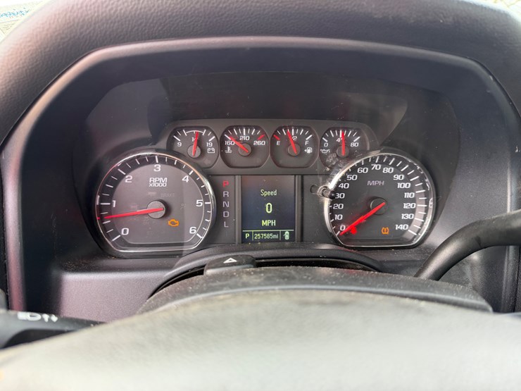 2017-gmc-1500-image-13