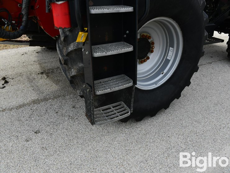 2011-case-ih-6088-image-18