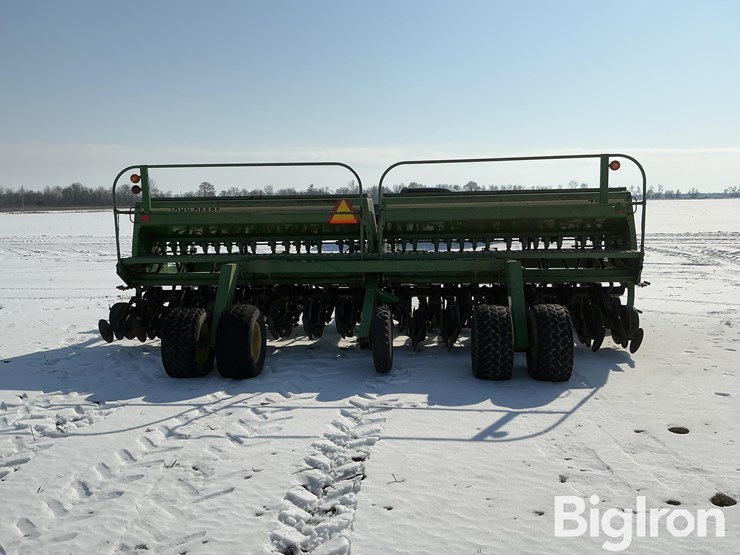 john-deere-750-image-6