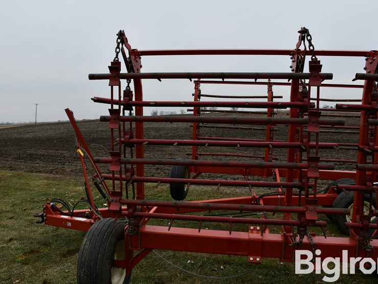 mcfarlane-hdl-10-34-44-34'-8-bar-spike-tooth-harrow-image-17