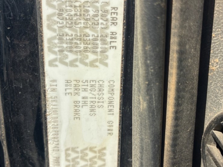 2011-western-star-4900sa-image-14