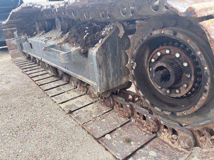 #3579-•-volvo-ec130d-excavator-bottom-image-4