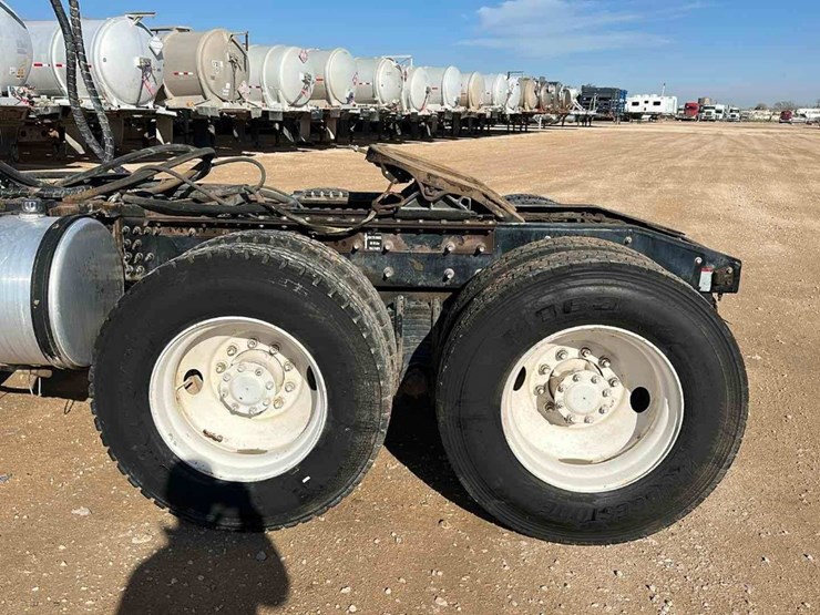 2012-mack-chu-(pinnacle)-image-6