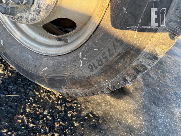 2003-chevrolet-silverado-3500-ls-image-5