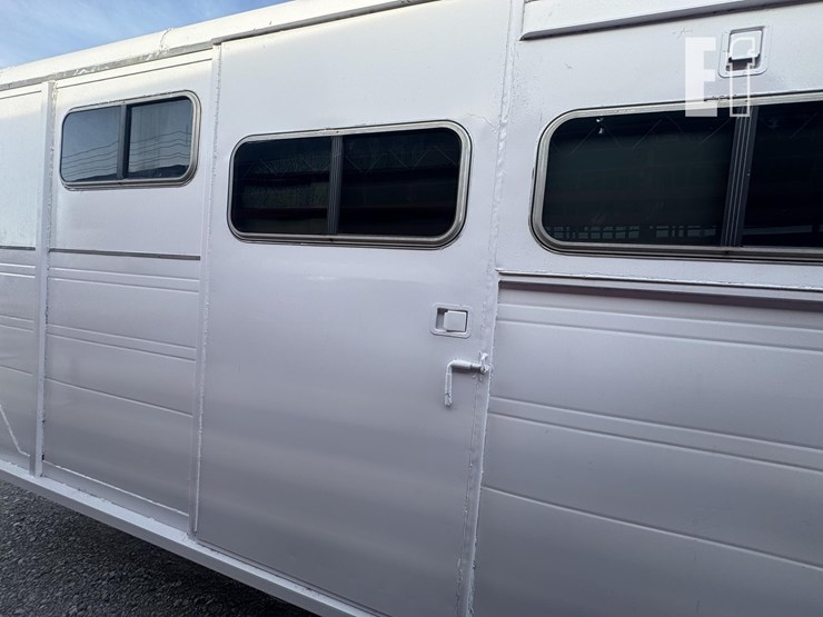 valley-trailer-image-21