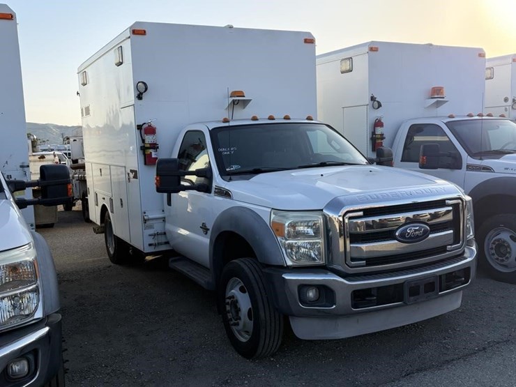 2012-ford-f550-image-2