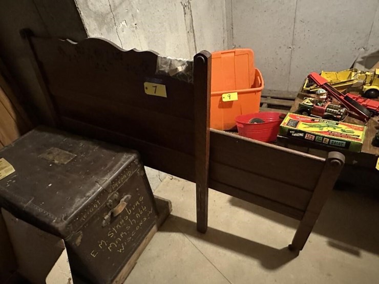 wooden-bed-frame-image-1