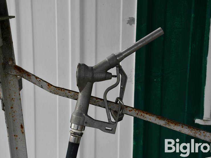 butler-250-gallon-fuel-tank-on-stand-image-8