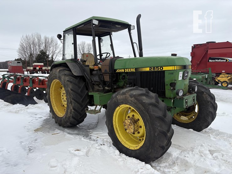 john-deere-2850-image-17