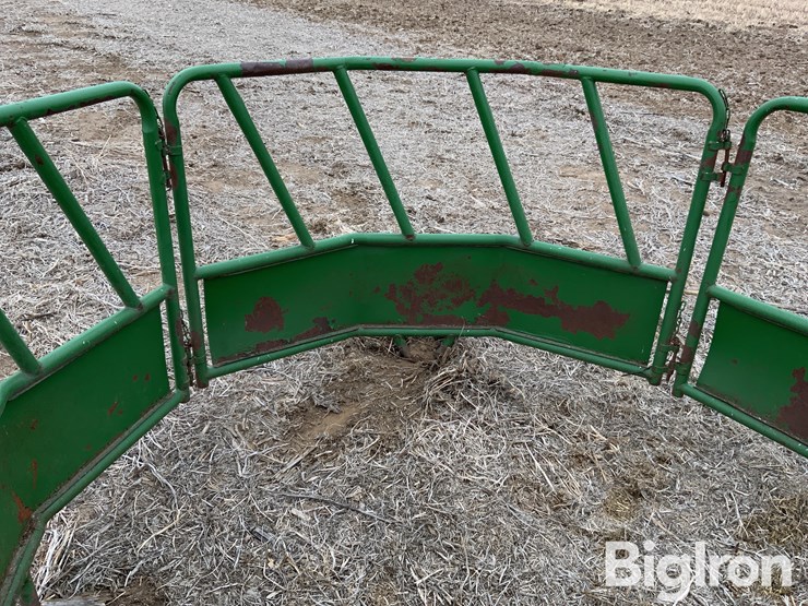 hw-foldable-bale-feeder-image-10