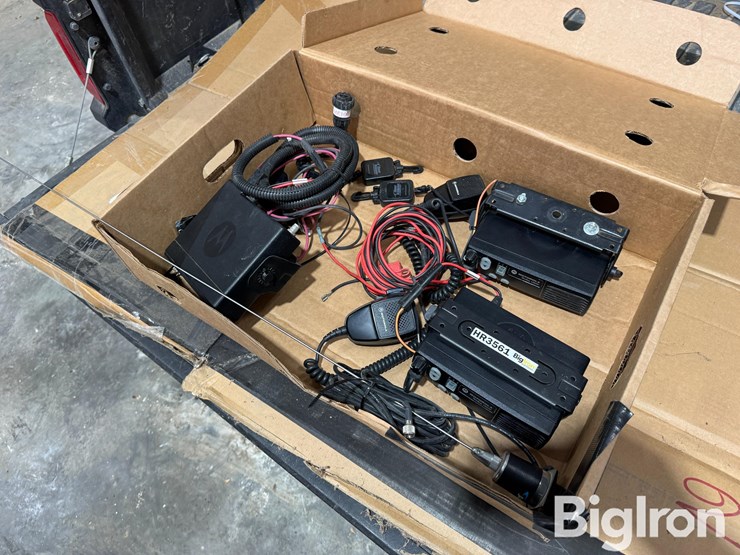 motorola-radios-image-1