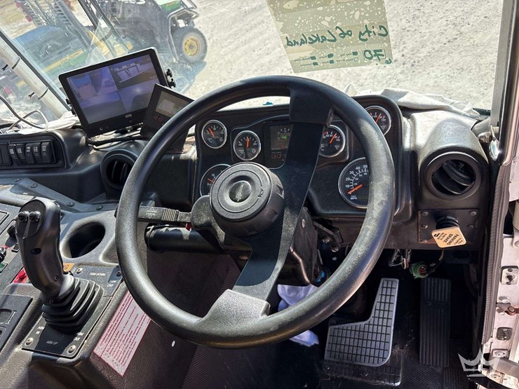 2016-autocar-xpeditor-image-25