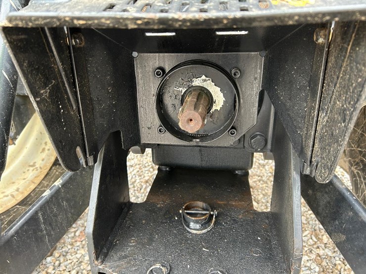 new-holland-powerstar-75-image-16