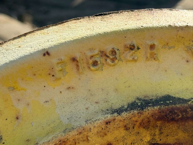 (4)-john-deere-wheel-weights-image-3