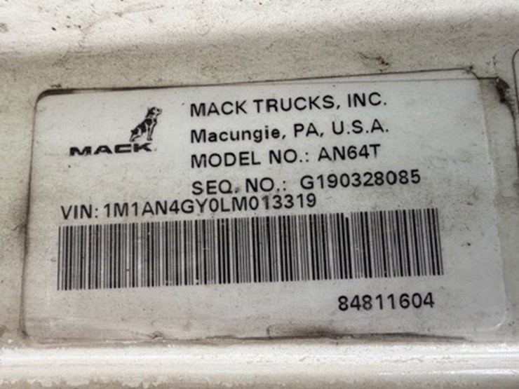 #227-•-2020-mack-anthem-image-49