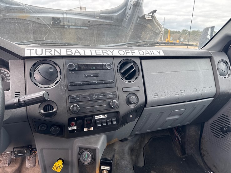 2016-ford-f750-xl-image-39