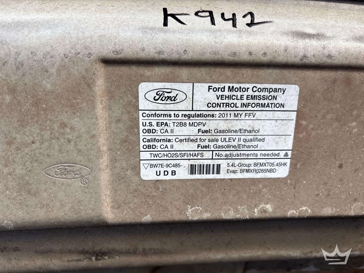 2011-ford-e350-image-15