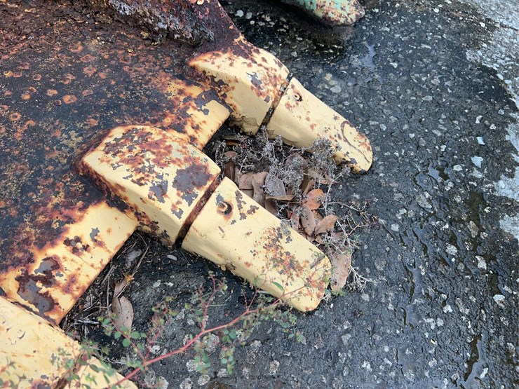 32”-sabine-bucket-image-3