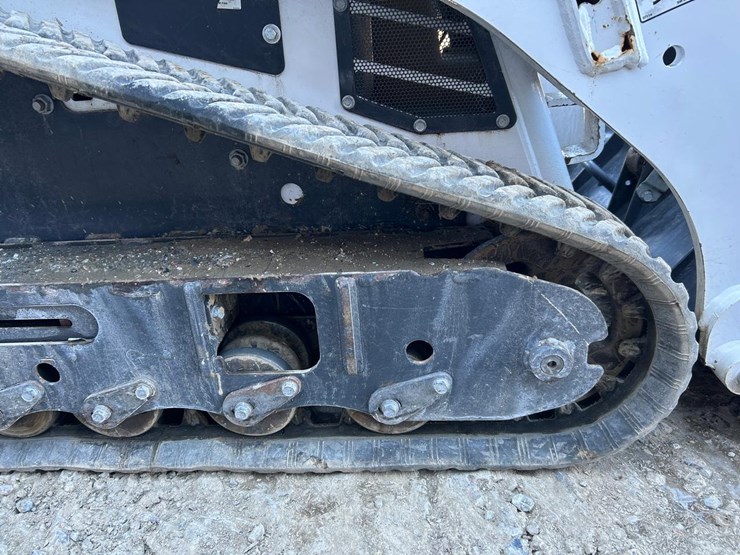 2019-bobcat-mt85-image-15