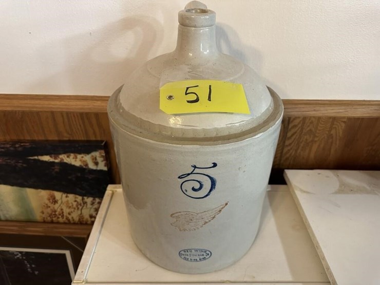 red-wing-5-gallon-jug-image-2