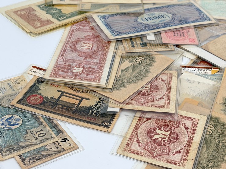 #32239-•-vintage-paper-currency-image-4