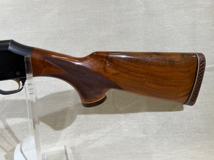 #211-•-weatherby-model-82-shotgun-image-11
