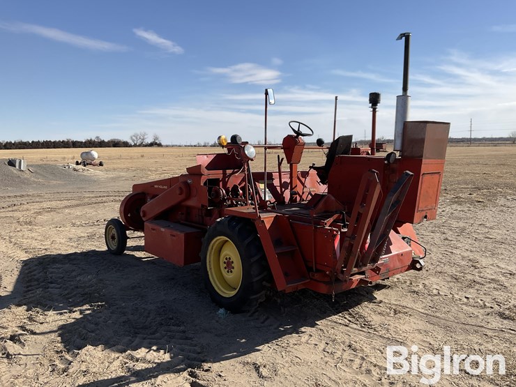 1971-new-holland-1282-image-7