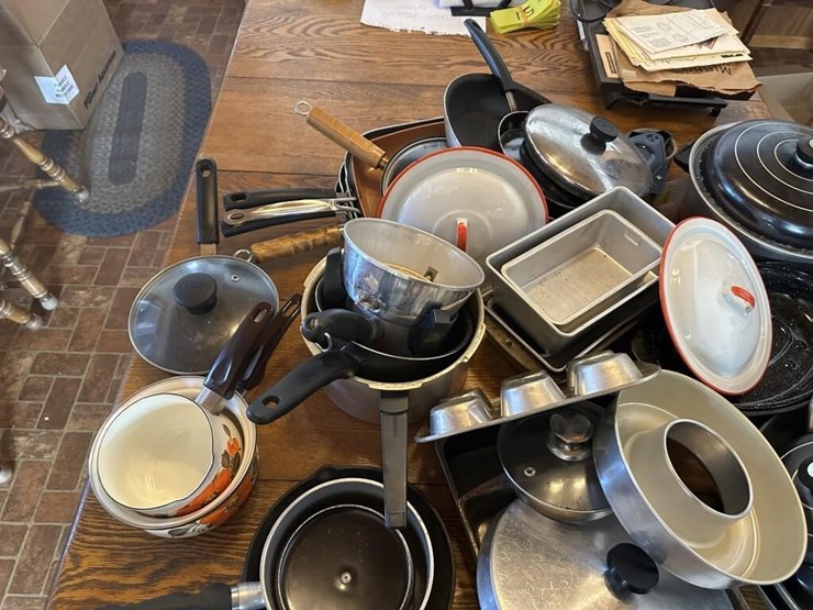 misc.-pots-&-pans-image-6