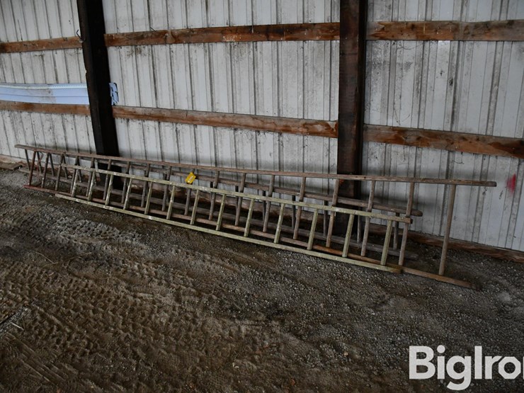 wooden-ladders-image-1