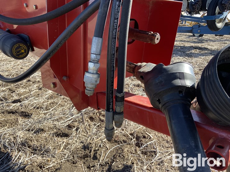 buhler-farm-king-1070-image-13