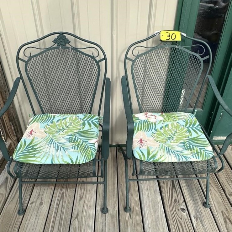 Cast Iron Patio Chairs & Cushions