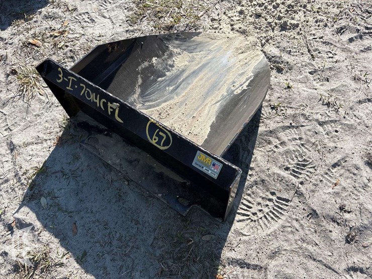 2025-jmr-stump-bucket-skid-steer-attachment-image-2