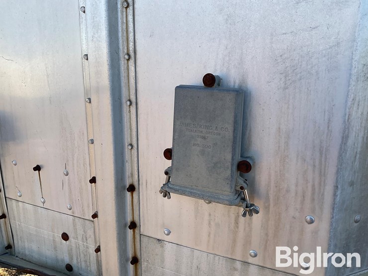 1994-barret-t/a-livestock-trailer-image-19