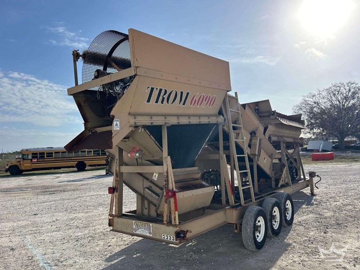 screen-usa-trom-6090-image-3