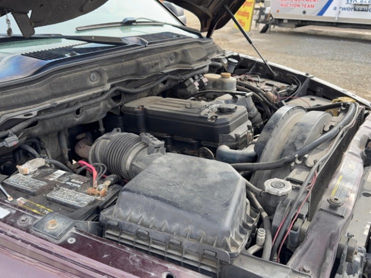 2004-dodge-ram-3500-image-14