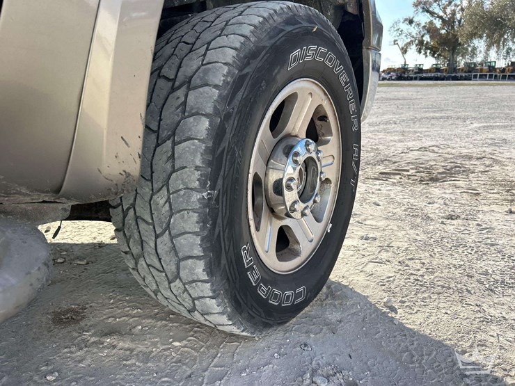 2006-ford-f350-image-26