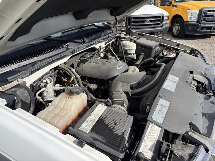 2005-chevrolet-silverado-2500-image-7