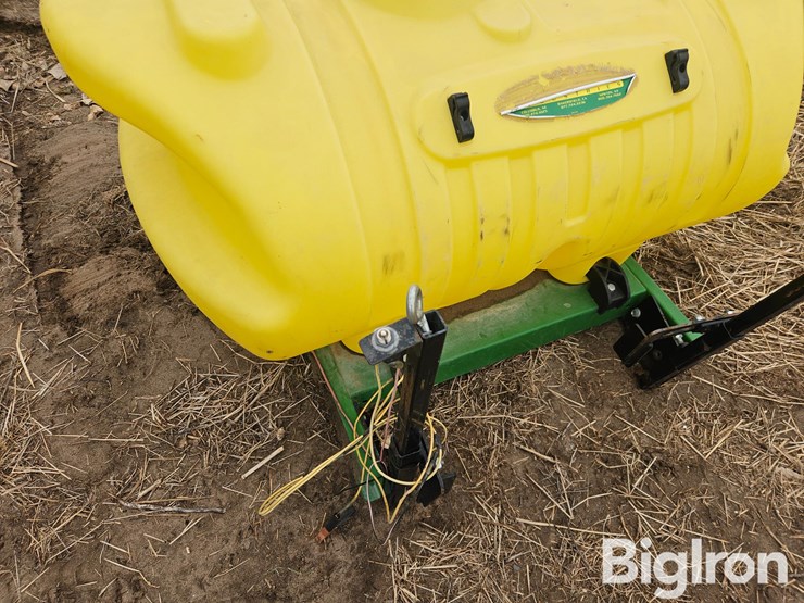 schaben-60-gallon-utv-sprayer-image-9