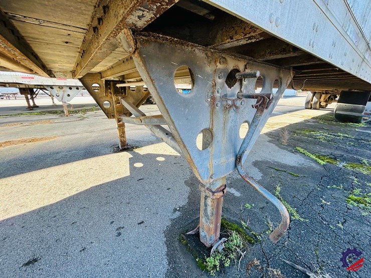 2001-utility-53-ft-image-16