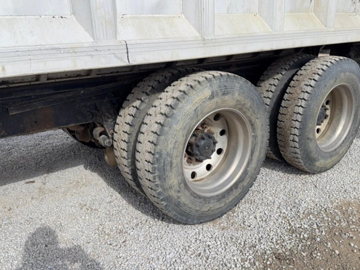 1998-international-9300-image-20