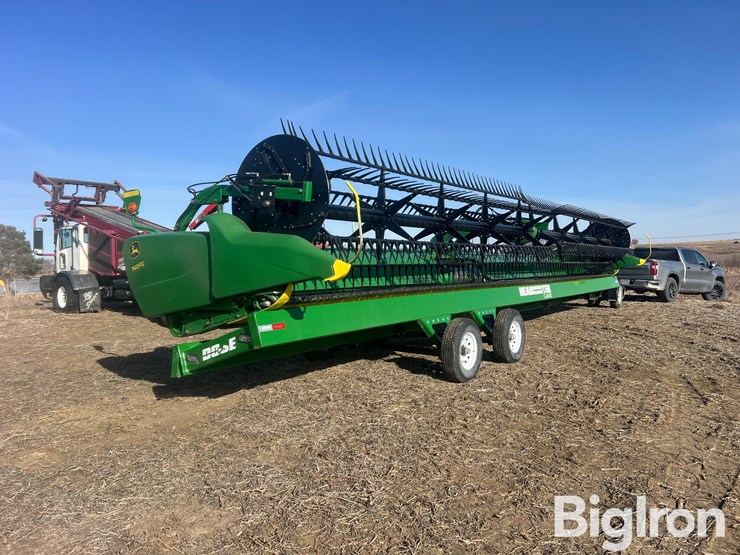 2020-john-deere-740fd-image-3