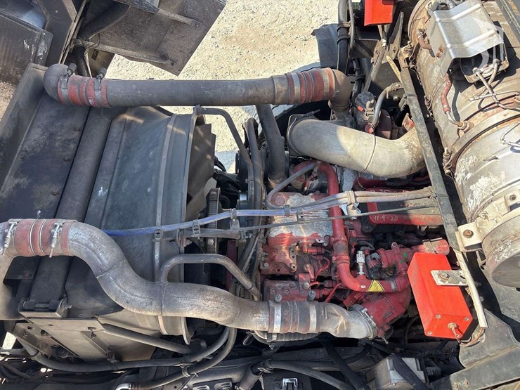 2016-autocar-xpeditor-image-21