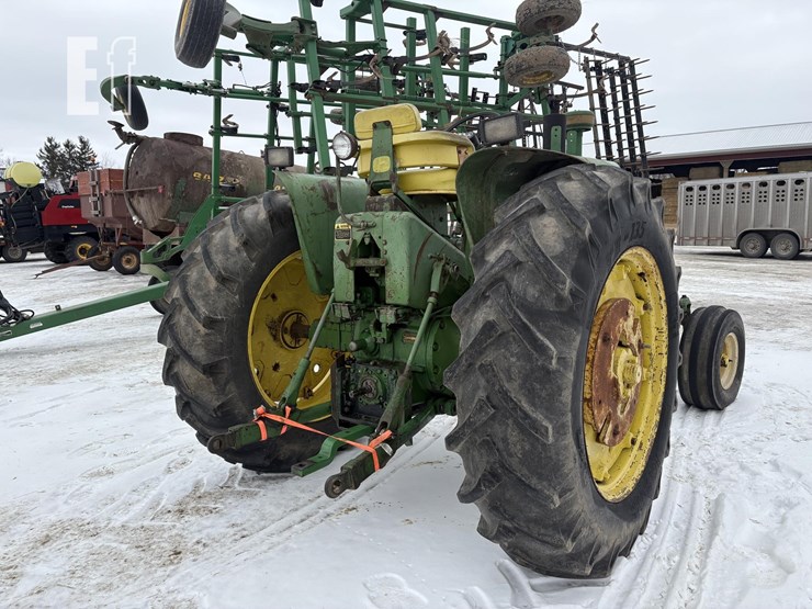 1961-john-deere-4010-image-5