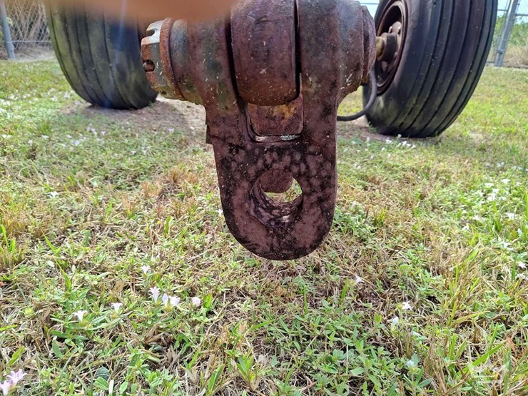 2011-terra-riser-300d-sa-fire-plow-attachment-image-18