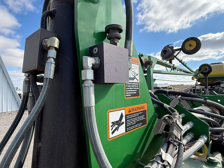 2009-john-deere-db44-image-16