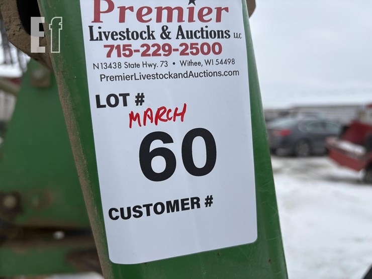 john-deere-2210-image-14